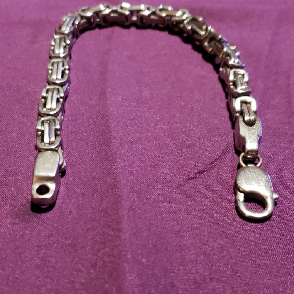 Stainless steel bracelet